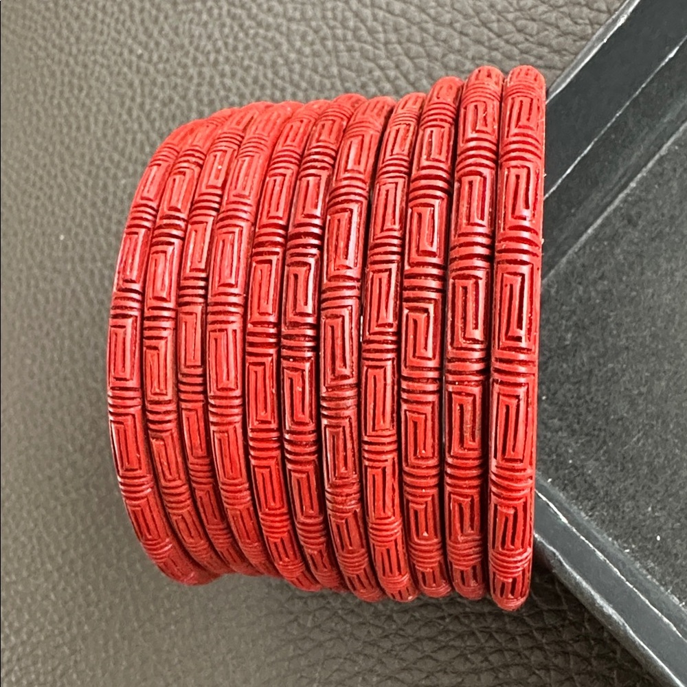 Vintage Hand Carved Cinnabar Bracelet - ONE bangle